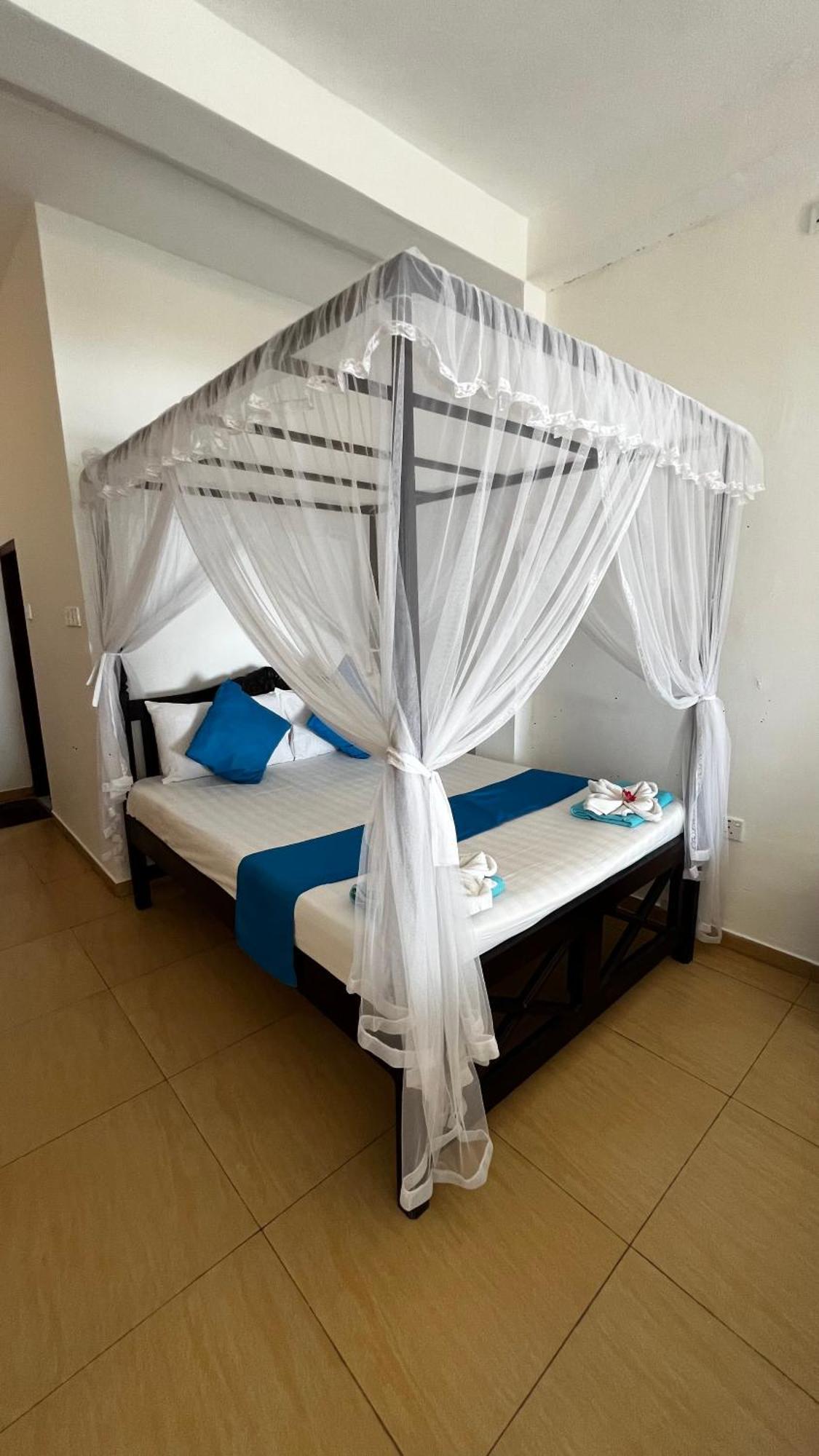 Prana Beach Hotel Ex Guli 히카두와 외부 사진