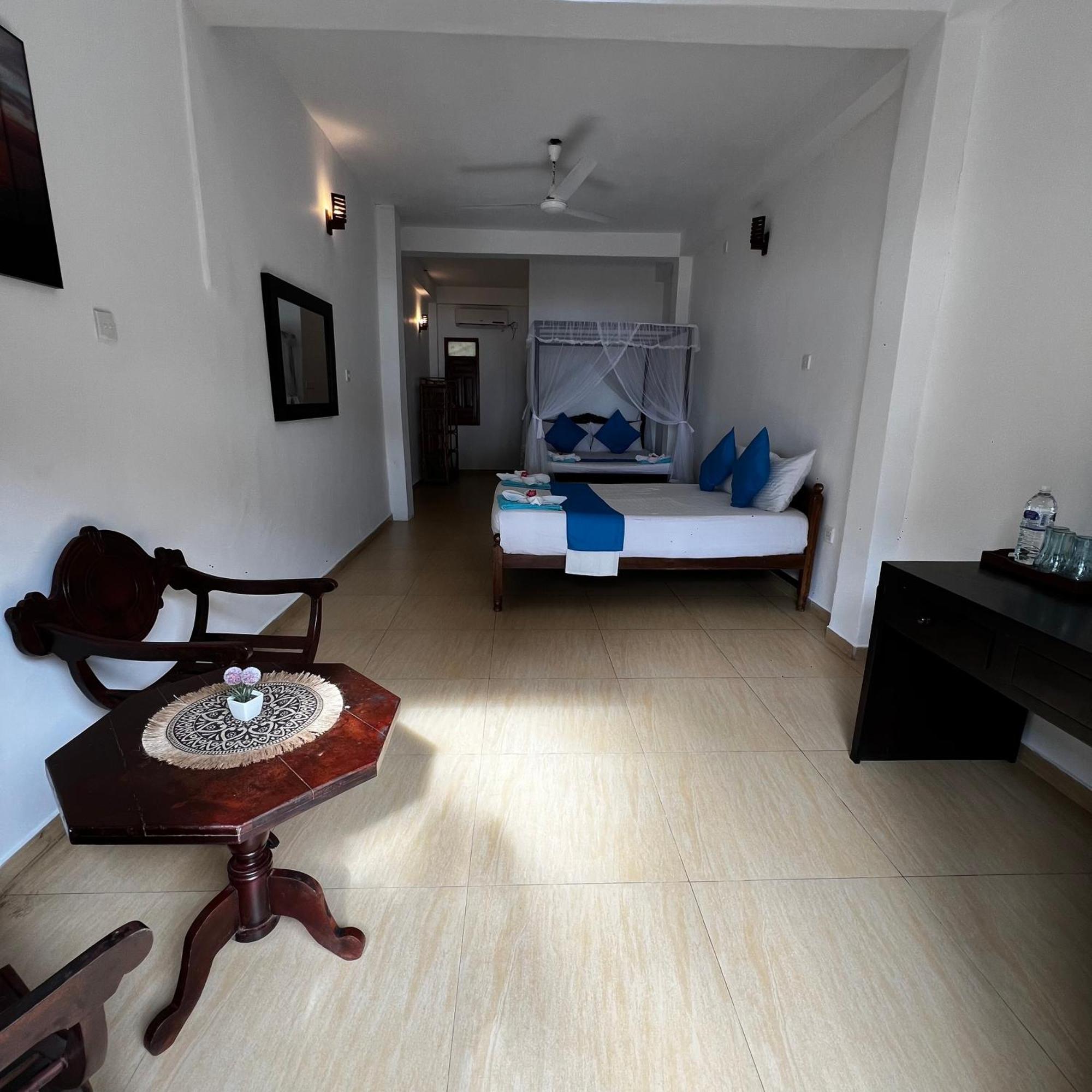 Prana Beach Hotel Ex Guli 히카두와 외부 사진